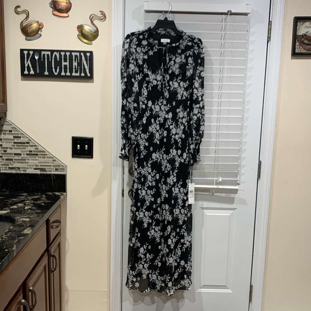 Calvin Klein black with white floral dress Size 6